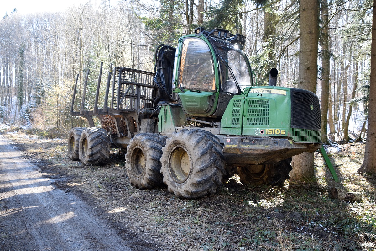 Gföhler-06032021-(1) - Weg A - Forstmaschine.JPG