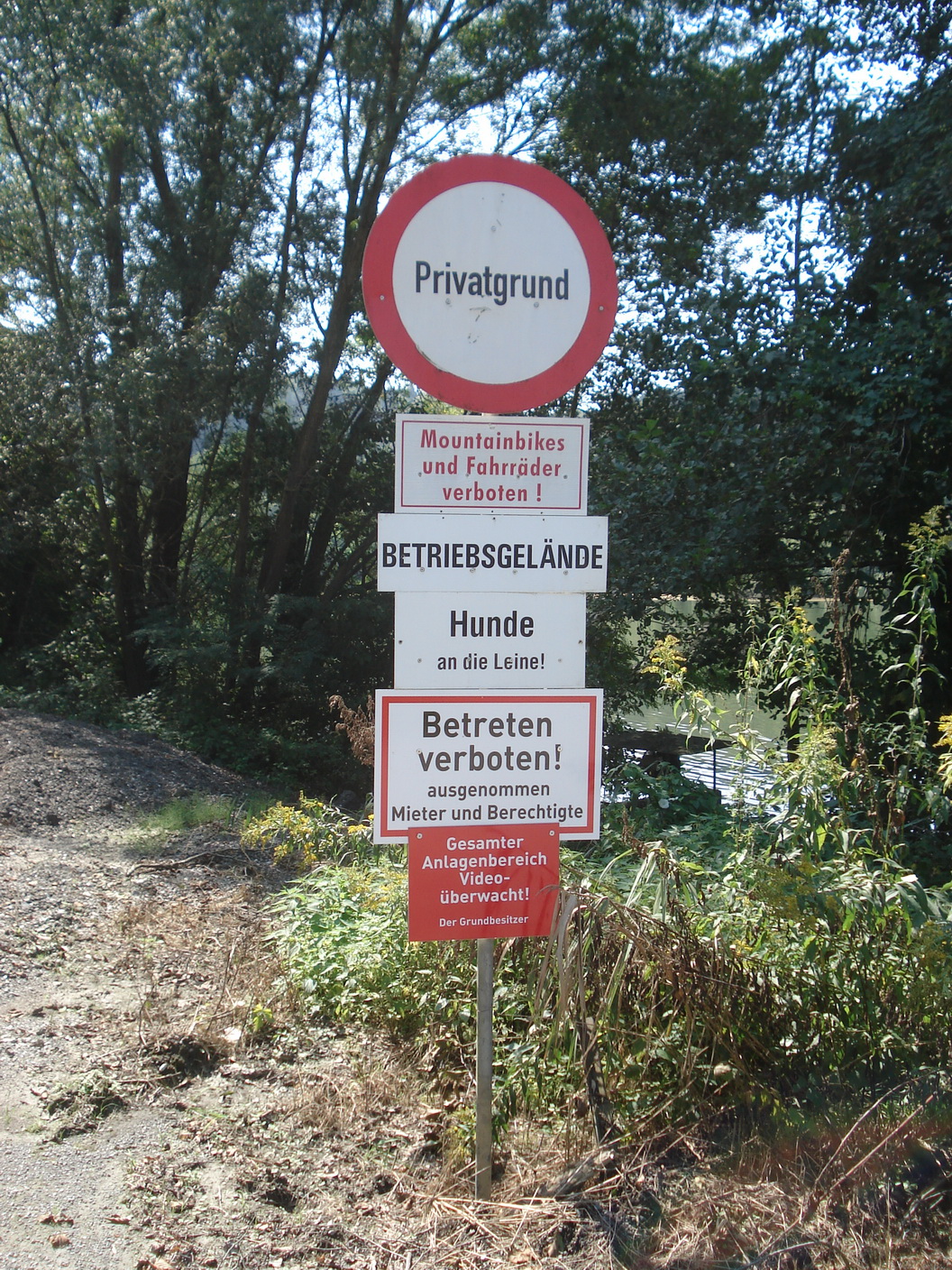 Waldschacher.Teiche.Willkommensschilder.1.9.19.JPG